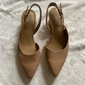 Never worn Naturalizer nude heels